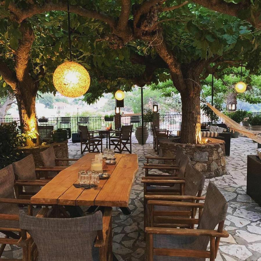 Hotel Steni Стени-Дирфиос Экстерьер фото