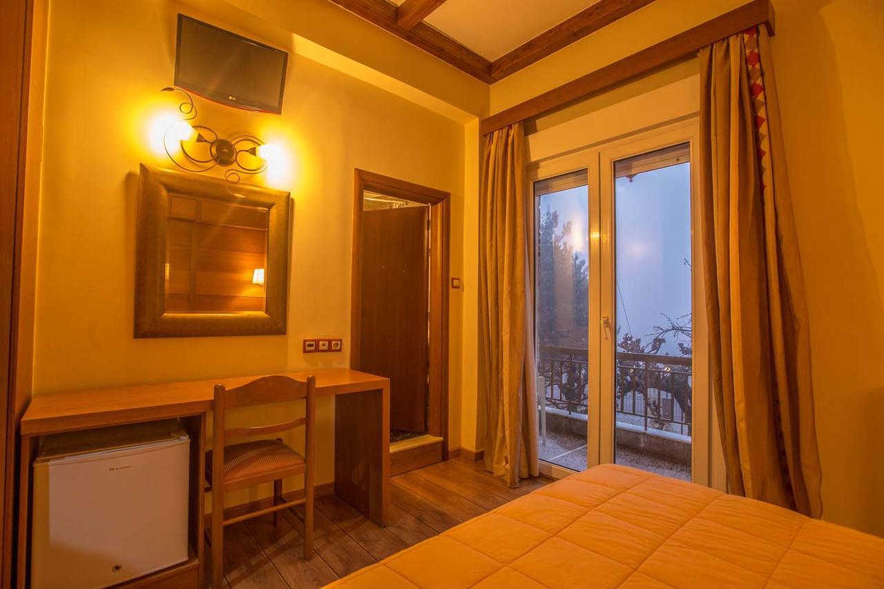 Hotel Steni Стени-Дирфиос Экстерьер фото